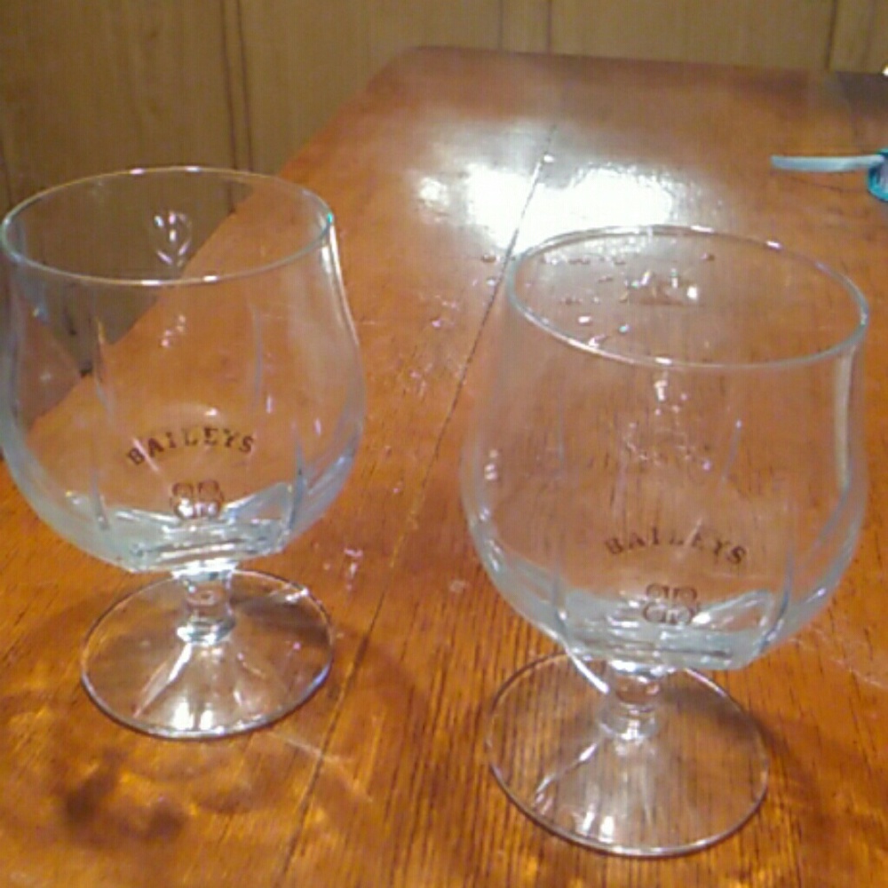 Liquor glasses